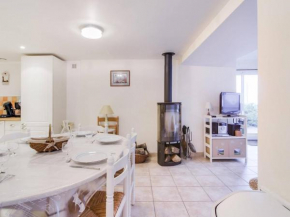 Maison de Village 8 pers. avec Terrasse et Proche Stations de Ski à Betpouey - FR-1-402-83